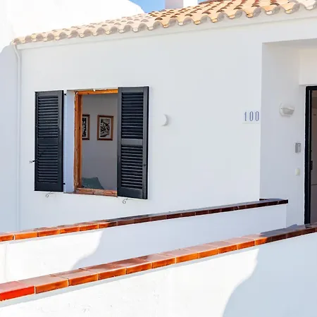 Arenal De'n Castell Daire *